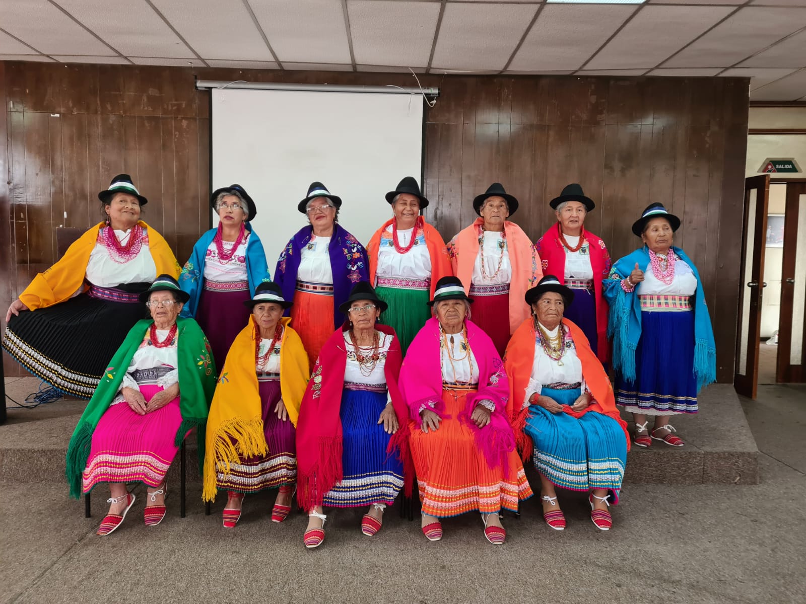 PARTICIPACIÓN ARTÍSTICA DE ADULTOS MAYORES DEL GADP PICAIHUA 